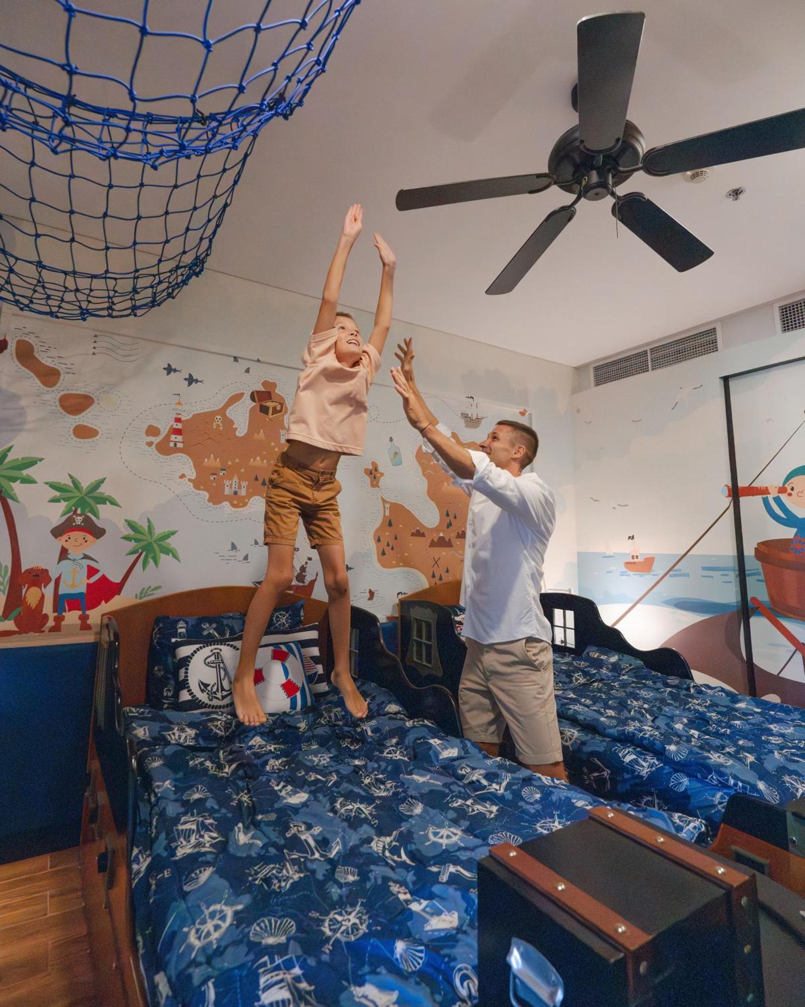 Avani Plus Mai Khao Phuket Suites Екстериор снимка